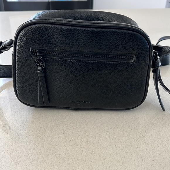 Country Road Cross Body Bag in Black - Picture 2 of 9